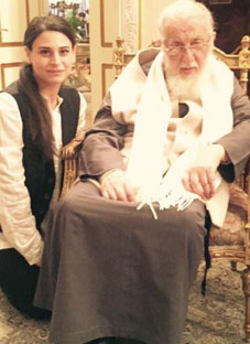 პატრიარქის საჩუქარი მარიამ როინიშვილს