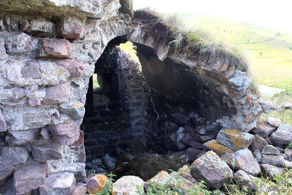 გუნდის ეკლესია უპატრონობით ინგრევა!