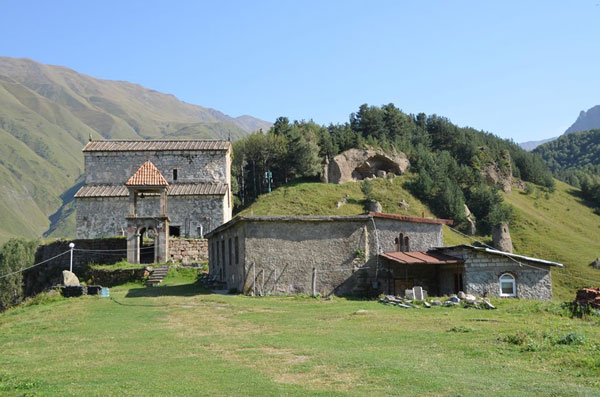 მიხედეთ ხევის სიონის უნიკალურ ბაზილიკას!