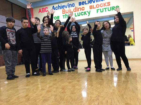 მზია ორველაშვილმა შშმ ბავშვების ცეკვის ჯგუფი ჩამოაყალიბა