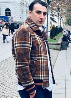 ბესო ზანგური: “მრცხვენია და კანი მეწვის!”