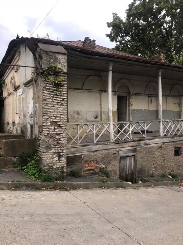 ასე გვიყვარს ილია ჭავჭავაძე