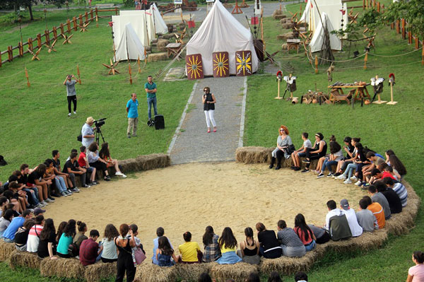 ელისო ბოლქვაძე Art-ბანაკის მონაწილეებს შეხვდა