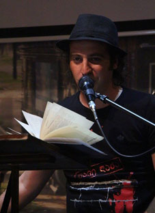 მწერალი კონსტანტინე კირვალიძე შიმშილობას იწყებს