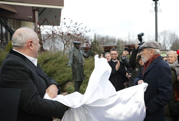 განსაკუთრებული საჩუქარი ბუბა კიკაბიძეს