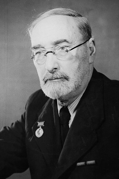 ლეო ქიაჩელი – ჰაკი აძბა